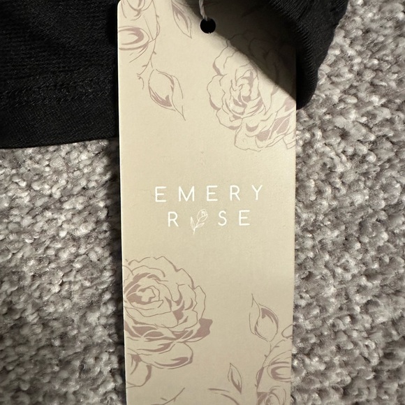 SHEIN black lace top - Picture 5 of 6